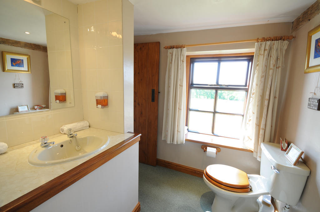 Green Bank Farmhouse Lancaster Room photo